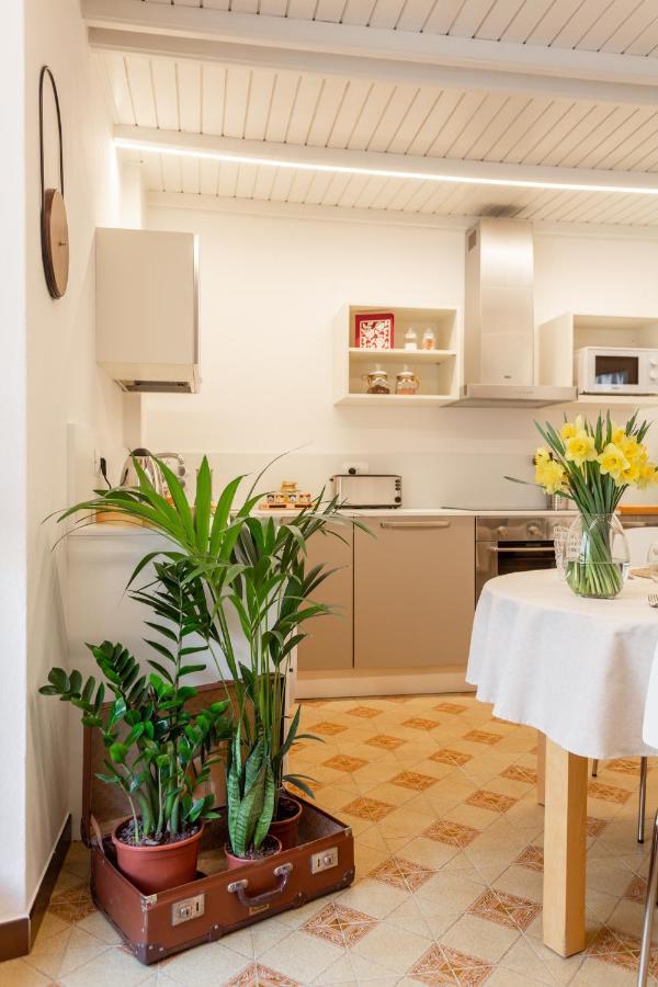Ca' Marchesi Apartments Sernio Екстериор снимка