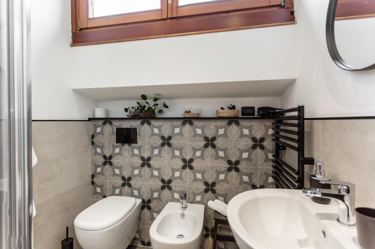 Ca' Marchesi Apartments Sernio Екстериор снимка