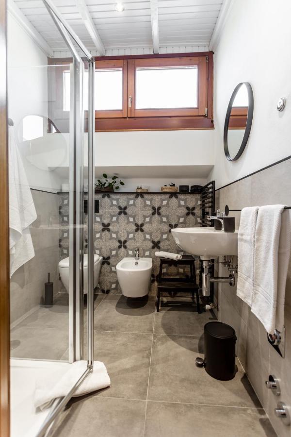 Ca' Marchesi Apartments Sernio Екстериор снимка