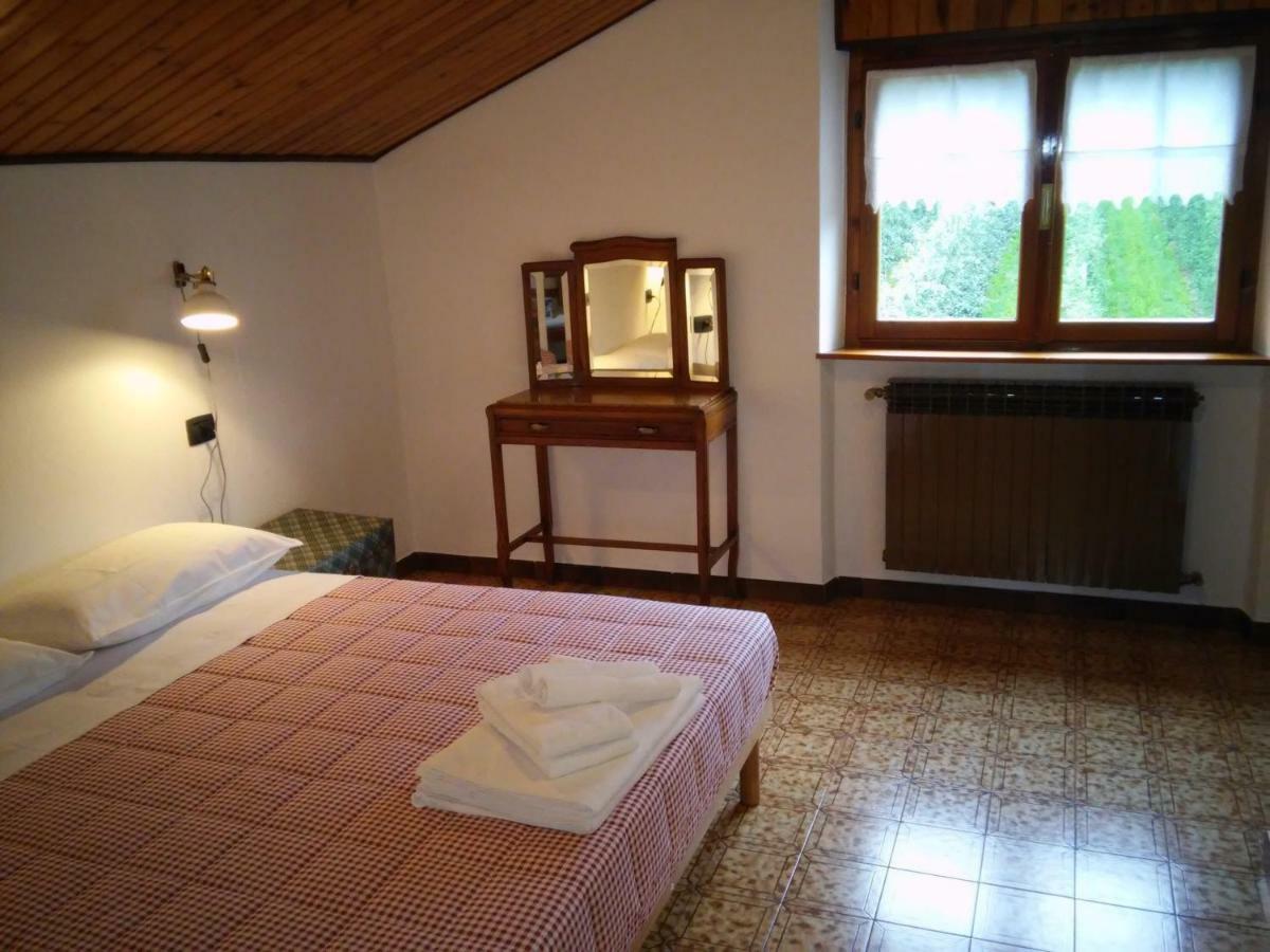 Ca' Marchesi Apartments Sernio Екстериор снимка